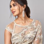 Nikita Dutta Instagram - Brought out some white To coordinate with the moon light. 🤍 . . . 📸 : @saurabh_sonkar Styled by @vidyulaa Outfit: @geishadesigns Earrings: @goldenwindow @ascend.rohank HMU: @hridadeepakmakeupandhair