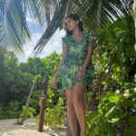 Nikita Dutta Instagram - A reminder to eat your daily greens 😬💚 . . . . . . Outfit by @printsbyradhika styled by @jaferalimunshi assisted by @ankitha_chauhan @sr_styleco . 📍: @hideawaybeachmaldives @signaturecollectionmaldives @lilytoursmaldives