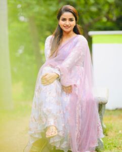 Nithya Ram Instagram - 💟
.
.
.
.
.
👗 by @chakrabortymukta