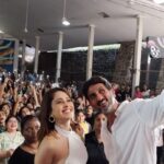 Nushrratt Bharuccha Instagram - Sophia College ❤️ This Akelli doesn’t feel Akelli anymore!! 😘 @tsahihalevi @kaleidoscopefest @roaringbullet