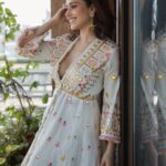Nushrratt Bharuccha Instagram - Aaj Sunday hai! Post karne ka din hai 🎶 Outfit @gopivaiddesigns Jewelry @goldenwindow Stylist @nidhijeswani Makeup @makeupbyshefali.s Hair @ashwini_hairstylist Photographer @venurasuri