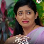 Pallavi Gowda Instagram - ఏంటమ్మా అరుంధతి ఇది.. చిత్రగుప్తుడితో కామెడీయా? 🤣 Miss అవ్వకుండా చూడండి #NinduNoorellaSavaasam #Zee5లో ఎప్పుడైనా, ఎక్కడైనా! @mahishivan9_official @nishaa_gowda @richard_jose_official @pallavi_gowda_official @shanyakasalaofficial #Zee5Telugu #NinduNoorellaSavaasamOnZee5