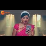 Pallavi Gowda Instagram - Introducing Arundhathi : Aneka badhyathalatho Pillalani, Barthanu Prema ga chusukune Amma! ‘నిండు నూరేళ్ళ సావాసం’ సరికొత్త ధారావాహిక ఆగష్టు 14 నుండి ప్రారంభం సోమ - శని రా|| 7.00 గం|| లకు మన జీ తెలుగులో.. ✨ #NinduNoorellaSavaasam #ZeeTelugu #ZeeTeluguPromo ఆగష్టు 14 నుండి #RadhammaKuthuru Mon to Sat at 6 PM #ChiranjeeviLakshmiSowbhagyavathi Mon to Sat at 6:30 PM @pallavi_gowda_official