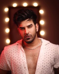 Paras Chhabra Instagram - 👁️