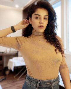 Pia Bajpiee Instagram - 🍫🍩