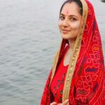 Pooja Bose Instagram - আদ্যাপীঠ , বেলুড় মঠ ও দক্ষিণেশ্বর- এ পুজা পরিবারের সাথে 🙏🫶 @banerjeepuja @kunalrverma @krishiv.verma09 Belur Math