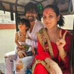 Pooja Bose Instagram - আদ্যাপীঠ , বেলুড় মঠ ও দক্ষিণেশ্বর- এ পুজা পরিবারের সাথে 🙏🫶 @banerjeepuja @kunalrverma @krishiv.verma09 Belur Math