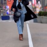 Pooja Jhaveri Instagram - #habibi 👀 #Habibi #newyork #newyorkcity #trending #trendingreels