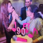 Poonam Dhillon Instagram - 90th Birthday Celebrations are most special... more so when its after performing for a 4 hours Live concert. It was so special to be present for the Historic ,Monumental Rocking Concert @cocacolaarena & then at Asha ji's cake cutting @ashasmiddleeast . How loved & Adored you are is incredible. Pray for your good health, long life & tenacity & ability to perform on stage till your 100th Bday. @asha.bhosle Dubai, UAE