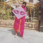 Poonam Kaur Instagram - ऊँची उड़ान , बीती बातों को ढील और खुशियों को लपटे !!! मकर संक्रांति की शुभकामनाएं !!!