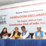 Poonam Kaur Instagram - MP @shashitharoor ji , in support of “ AKHILA BHARATI PADMASHALI SANGAM “ weavers family - speaking on #zerogstonhandlooms and measures to be taken for betterment of weavers lives across the nation . @padmashalidarshini @venkanna_netha We deeply value your suggestions sir and will continue our efforts for the same . Jai hind 🙏 Thank you #kerala