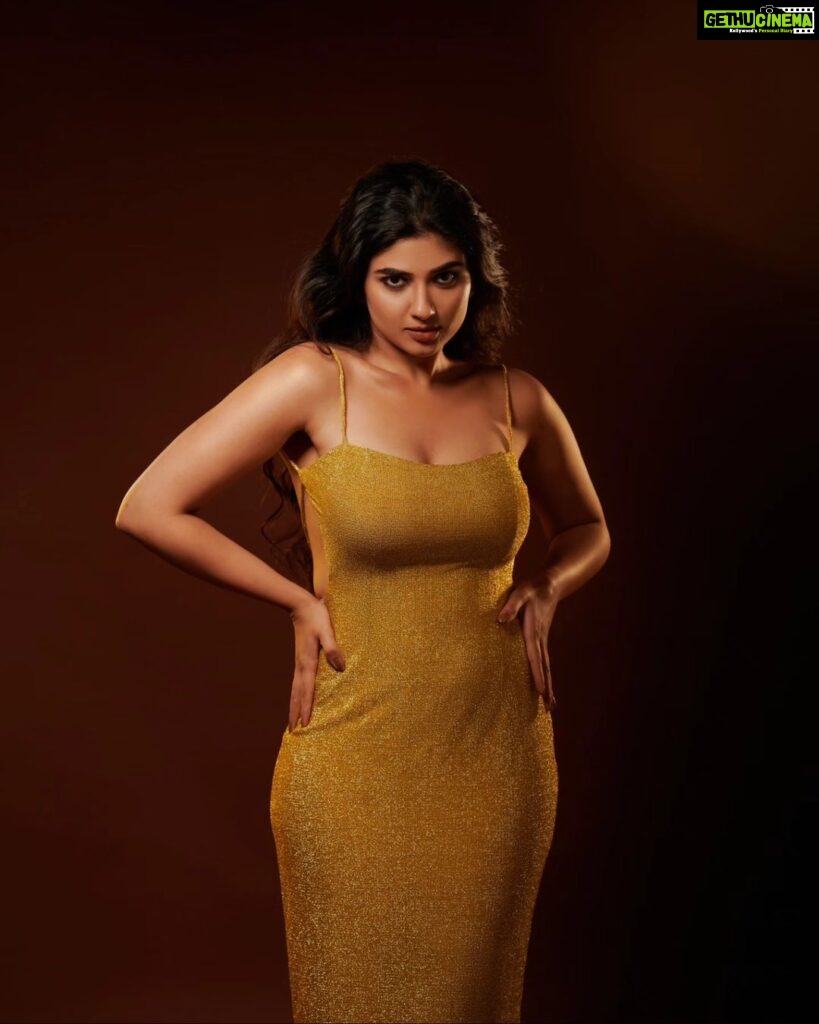 Pragya Nagra Instagram - ✨️GOLDEN GIRL✨️ STARRING @pragyanagra Photography and post production @plan.b.actions by @jibinartist Styling @styled_by_arundev Wearing @devraagh Makeup: @makeup_by_shibinantony Studio @maxxocreative , @studio_maxxo PR @maxxo_celebrity Special thanks to @huwais.majeed #telugugirls #telugumemes #teluguammayi #teluguactress #tamilgirls #telugugirl #telugucinema #teluguboys #keralagirls #tollywood #biggbosstelugu #telugureels #trending #hyderabad #andhrapradesh #telugustatus #teluguhot #tamilgirl #tamilponnu #telugumovies #telugusongs #maheshbabu #telugupeople #vijaydevarakonda #telugubgm #bollywood #alluarjun #teluguwhatsappstatus #samantha #tamilheroine