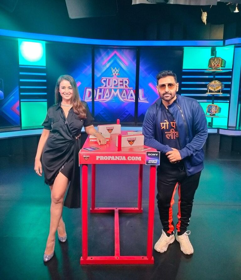 Preeti Jhangiani Instagram - Was great to be on the @sonysportsnetwork show WWE Super Dhamaal to promote @propanjaleague ! Thanks for all the love @snehanamanandi @rohankhurana7 and the lovely promo ❤️ coming today on @sonysportsnetwork 1pm and 5pm ! Do watch it !!!! Mumbai, Maharashtra