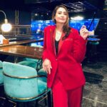 Preeti Jhangiani Instagram - The colour of love ❤️ #feelingred Suit courtesy: @swarupabhagavatula @mouktika_style Location courtesy: @thegamepalacio @suved