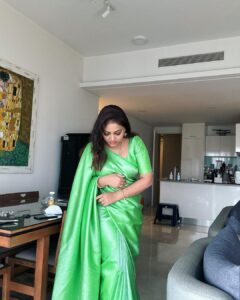 Priyanka Nalkari Instagram - Beautiful green saree 💚@srisaicollections9