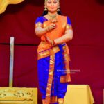 Rachana Narayanankutty Instagram - Blessed that we(Myself, Sanchali, Sharanya and Sugitha) of Rachana Narayanankutty's Srishti family could perform at Guruvayoorappan Sannidhi yesterday for Ekadashi Mahothsavam. Thank you for sharing the photographs Harshan Ji. Thank you Prabha weddings for the beautiful photographs. Makeup by dearest Varghese Antony Chettan and team. 🙏🏼🙏🏼🙏🏼😇😇😇 Thank you Ramanathan uncle for all the support and thanks to Guruvayur Devaswom members. Special thanks to dear Bhagyalakshmi Guruvayurand Jancy Sanu for all the love.
