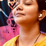 Rachana Narayanankutty Instagram - What the microscope or the telescope does for the scientist, a pure and highly concentrated mind does for the Yogini! NB : And the last picture says who I AM!!! I AM THAT! clicked by little brother @ramurajofficial #sriramakrishna #sriramakrishnaparamahamsa #yogini #yoginilife #rachananarayanankutty #duti #wanderingdancer #athisfeet #surrender #question #service #gurushishyaparampara