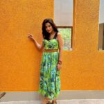 Raiza Wilson Instagram - Sometimes all it takes for a girl to be happy is a long flowy skirt 😄 Hindustan College Of Engineering