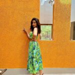 Raiza Wilson Instagram - Sometimes all it takes for a girl to be happy is a long flowy skirt 😄 Hindustan College Of Engineering