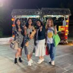 Ramya Pandian Instagram - Easily the most charming town where the streets come alive🤩 Wished for luck through the laterns & cycled around the streets - Lost in the infectious joy and charm of Hoi An ♥️ @hoianmemoriesland @sunworldbanahills #hoian #rpvacays #wishes #laterns #vietnam #memories Hội An, Đà Nẵng