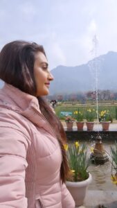 Rati Pandey Instagram - Samjhe ya Samjhaun?💁🏻‍♀️
.
.
.
.
#hearttoheart #ratipandeyreels #ratiandey #instareels