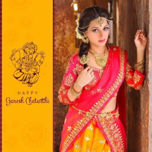 Reshma Rathore Instagram - May the divine blessings of Lord bring us good luck,protect us from evil and fulfil our wishes 🤗 Happy #Ganeshchaturthi everybody 😊