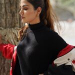 Rhea Chakraborty Instagram - "What if I fall? Oh, but my darling, what if you fly?" #rhenew ☀️ Styling: @theanisha ( assisted by @bhavnaaaaa.r @xrishikax ) Makeup and 📸 : @makeupbyrishabk Hair : @kimberlyychu Managed : @funchita