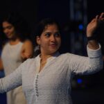 Rima Kallingal Instagram - Midnight stage rehearsals with my girls, my team 💙! @mamangamindia performing today at @anweshiwomen show. 📸 by @jaisonmadany. #artistlife #performance #performanceart