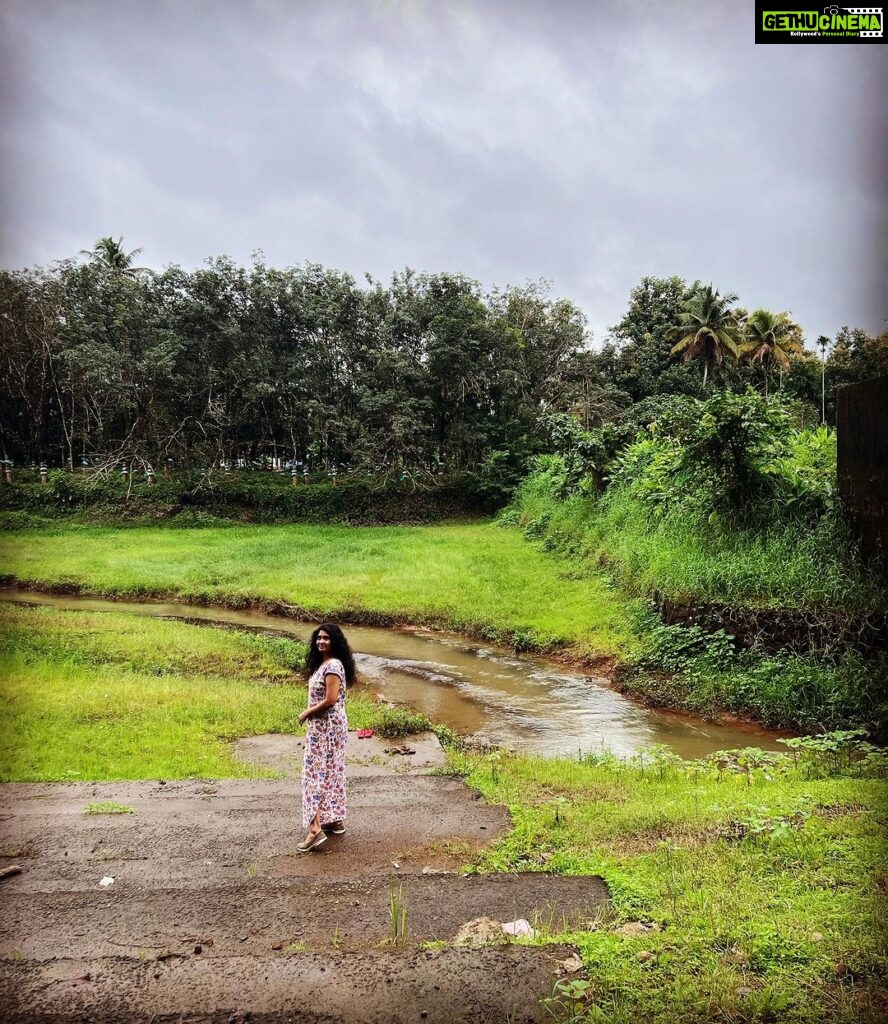 Rima Kallingal Instagram - Appo cheers tta🍻🌈🫂 #birthdaygirl