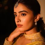 Rukshar Dhillon Instagram - A thousand yellow sparkles were shining that night!✨ Make up- A PROUD ME🥰 What do you guys think? Specially all my make up artists seeing this. How did I do?😃 Captured by- @arpitr93 (Love the pictures) Styled by- @bhargavikallam ♥️ Hair- @abhishekindu Wearing- @kavithaguttaofficial Jewellery- @karnikajewelshyd