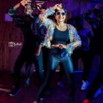 Sakshi Agarwal Instagram - Had a blast grooving to our #pattukottai #pattukottaiamalu remix song✨ . Thank you team #pattukottaiammalu @ganesan_s_official @murugeshmakeup_hair @surendran_joe @mah1sh @sathish_photography49 @Prashanth_karan @Thinkmusicofficial . Special shoutout to @directoradhik sir . #dancemoves #vibin #funshoot #bagheera Chennai, India