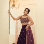 Sakshi Agarwal Instagram - Leaving a little sparkle✨ . @savinidii_official @savinidii_jewellery @murugeshmakeup_hair @farhaa_makeupartist @crackjackphotography . #lehengalove #prettygirlswag #sakshiagarwal #readytoslay Chennai, India
