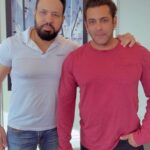 Salman Khan Instagram - Happy birthday shera , god bless u man , be happy. @beingshera