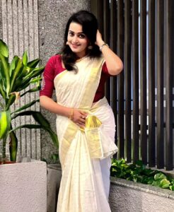 Samskruthy Shenoy Instagram - Onam vibes ❤
PC - @jeffin_parakkattu 
#onam2023 #onamseries #onamvibes #traditionalattire #tradition #sareelove #setsaree