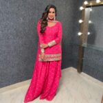 Samyuktha Shanmughanathan Instagram - Pinky In pink 💕💕 for @zeetamizh junior super stars s4 Outfit : @annamstudio Jewelry: @aaranyarentaljewellery