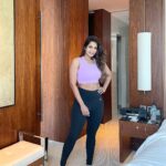 Samyuktha Shanmughanathan Instagram - Vacation work out 💕