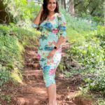 Samyuktha Shanmughanathan Instagram - Hello Monday !! New week .. New vibes 😚⏰