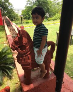 Samyuktha Shanmughanathan Instagram - Thank you for all ur love and wishes for Rayan ‘s 6th bday ! How time flies ! Can’t believe he’s gotten so big, scroll for few pics when he was so little🥰 Watch the video where I organize everything but forget the knife, and make the kiddies to sing again to buy time 😂😂 some epic moments. Thank you thank you thank you much for all the love, means sooo much to both of us ♥️