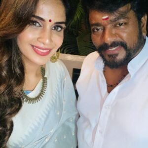 Samyuktha Shanmughanathan Instagram - Photo dump from the sets of Tughlaq Darbar, 
was so amazing working with this super cool team for my first ever Tamil movie ♥️ with my most favorite actor @actorvijaysethupathi 
Thank you @delhiprasad_deenadayal sir and the entire team @poongodikandhan. Looking forward to the premiere ♥️