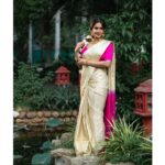 Samyuktha Shanmughanathan Instagram - Onam ashamsakal 🌸🌼 Makeup: @roopa_ravi_mua Haristyling: @makeup_with_maks Team: @blackshadowsfotography @talesbyashif @shotsbyuv @nav_kriish @the.portrait.culture @sat_narain Location: @avmgardens Saree @kanchipuram_linkusahsilks Blouse @shri she Styled by @_divyakarthika Jewels @narayanapearls