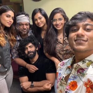 Samyuktha Shanmughanathan Instagram - One with the crew ♥️