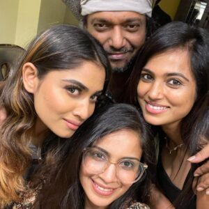Samyuktha Shanmughanathan Instagram - One with the crew ♥️