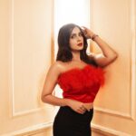 Samyuktha Shanmughanathan Instagram - Happy Monday! Concept : @shamini_shankar_official Photographer: @murlee_photography MUA : @lakmeacademychennai @ramyaa_makeupartistry Outfit : @nidhis_journal