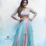 Samyuktha Shanmughanathan Instagram - Shy type Concept / show producer : Shamini Shankar @shamini_shankar_official Photography : Jenovin @crackjackphotography Costume by : Ester Rani @thorkal_couture_official Makeup & hair : Krish @krish_makeovers Jewellery: Jazz @chennai_jazz Location : Novotel omr @novotelchennaiomr