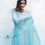 Samyuktha Shanmughanathan Instagram - Shy type Concept / show producer : Shamini Shankar @shamini_shankar_official Photography : Jenovin @crackjackphotography Costume by : Ester Rani @thorkal_couture_official Makeup & hair : Krish @krish_makeovers Jewellery: Jazz @chennai_jazz Location : Novotel omr @novotelchennaiomr