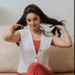 Sanam Shetty Instagram - Thaggedhle 🤘 . . . Clicks @phototodayofficial MUH @vaishuzmakeover #swagon #wildwednesday