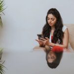 Sanam Shetty Instagram - When I'm not busy..I try to look busy.. Candid Art by @phototodayofficial #reflexanam #happyevening #trendytuesday #coolcandid