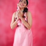 Sanchita Shetty Instagram - My special barbie 💞 Photography captured by : @tales_by_a 📸📸 Beautiful peach pink dress from : @naziasyedofficial Makeup-hairstyle : @makeup_by_jayanthi #peace #joy #love #barbie #barbielove #barbiegirl #barbiestyle #specialbarbie #barbiedoll #sanchita #sanchitashetty #spreadlovepositivity ❤️