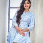 Sanchita Shetty Instagram - 🦋 Photography captured by : @aaronprince_photography Makeup-hairstyle : @makeup_by_jayanthi #peace #joy #love #one #small #step #can #change #your #life #streetstyle #sunset #keepsmiling #sanchita #sanchitashetty #spreadlovepositivity ❤️
