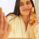 Sanjeeda Sheikh Instagram - #AD So I decided to try the all new renovated @lorealparis Extraordinary Oil Serum and I absolutely love how my hair feels! I love how it helps eliminate the frizz completely and also helps protect against UV, humidity, and pollution. Infused with the goodness of 6 different floral oils, this serum makes my hair 30% stronger and provides 24H shine and softness! #exoilserumtoshine @lorealparis @mynykaa #lorealparisindia #exoilserumtoshine #exoilserum
